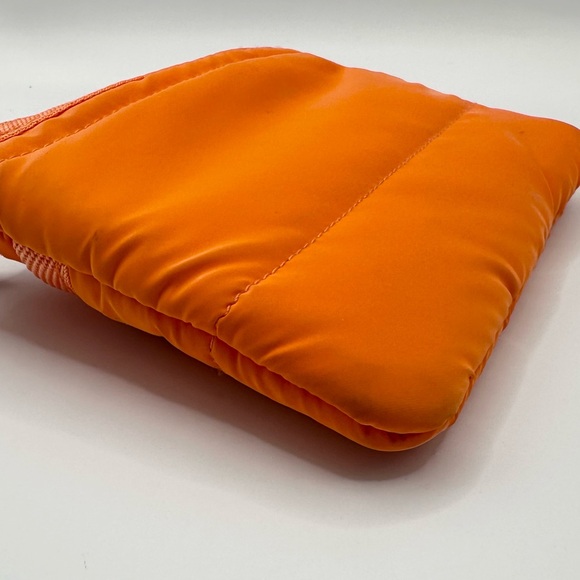 Haute Shore Max Crush Card wallet - Picture 5 of 7